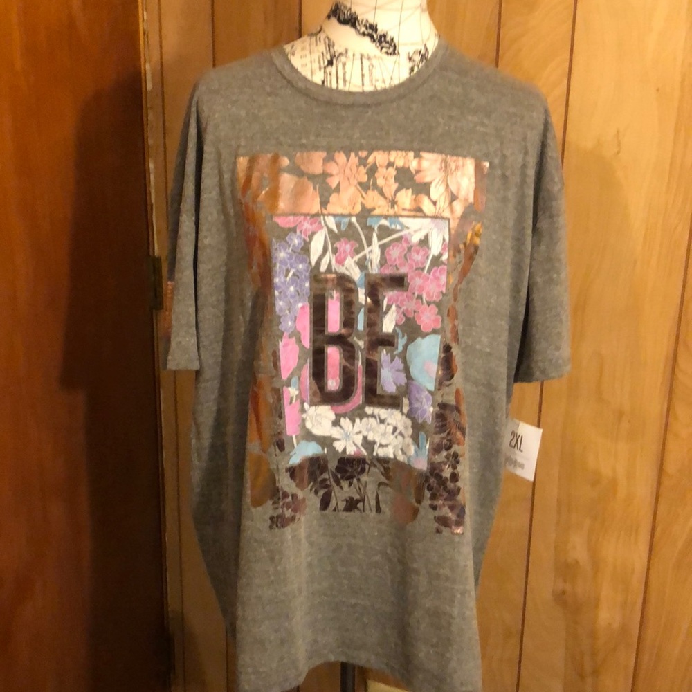 NWT Lularoe T-Shirt